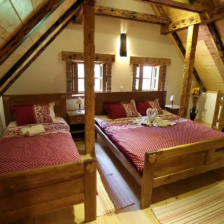 Vikendica House Sobol *
